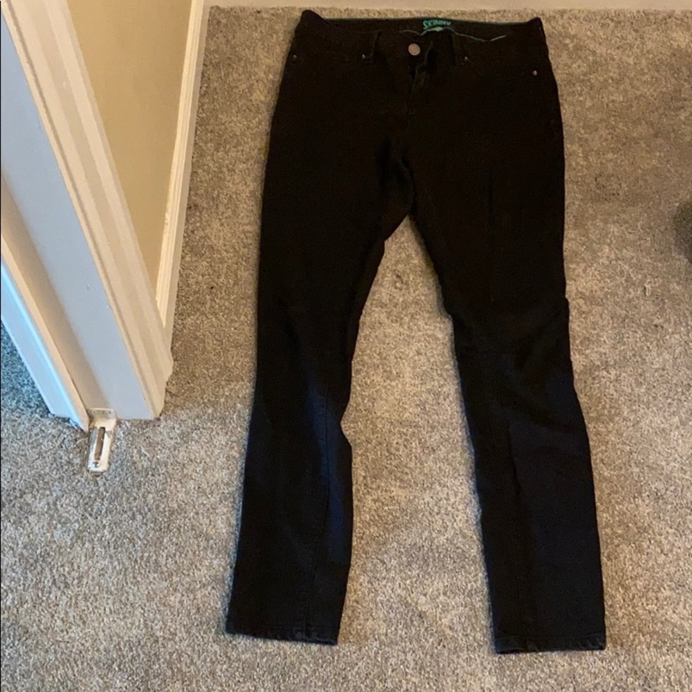 Skinny black jeans